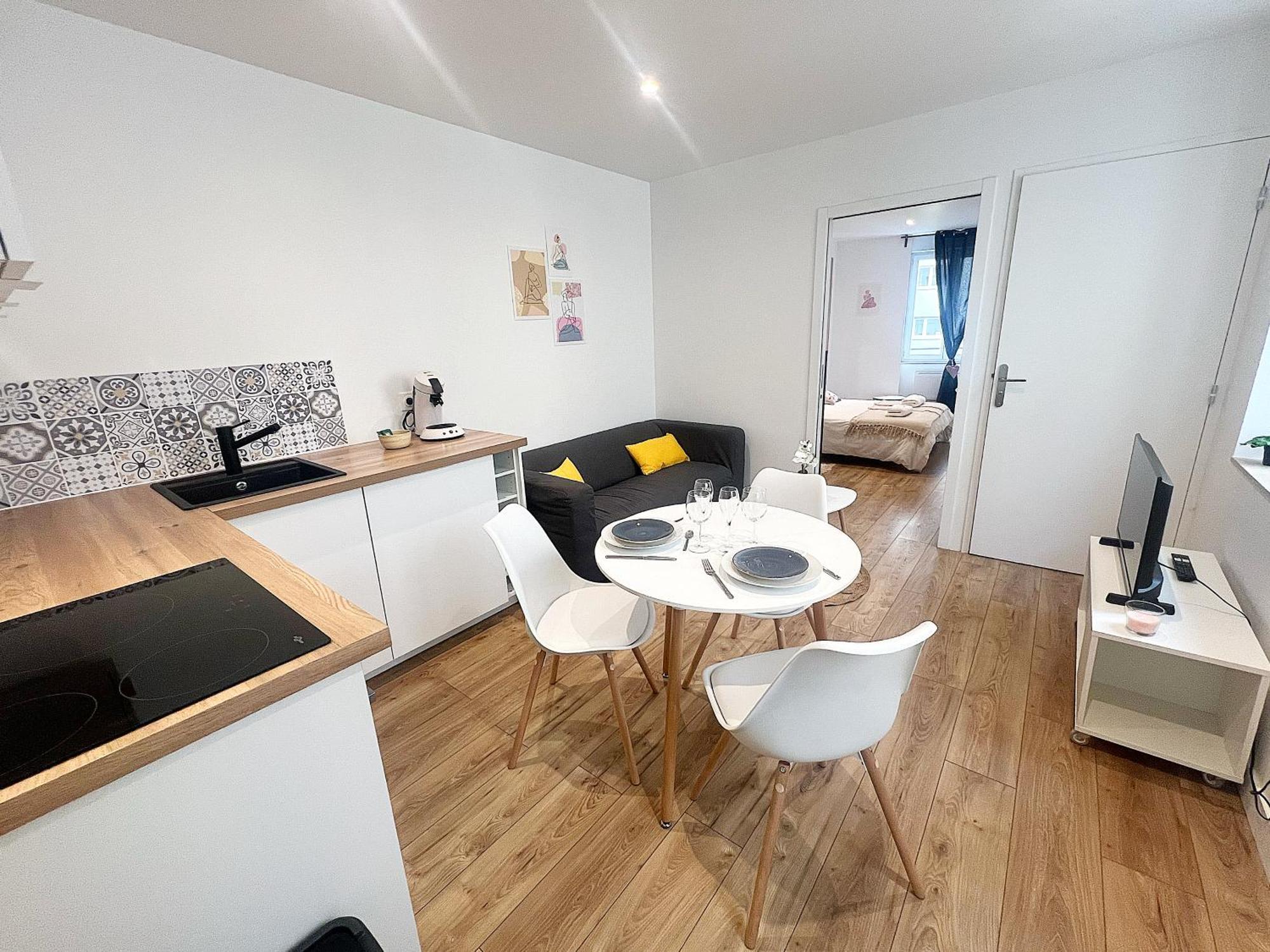 Le Petit Barbusse, Proche Centre Avec Netflix Appartement Reims Buitenkant foto